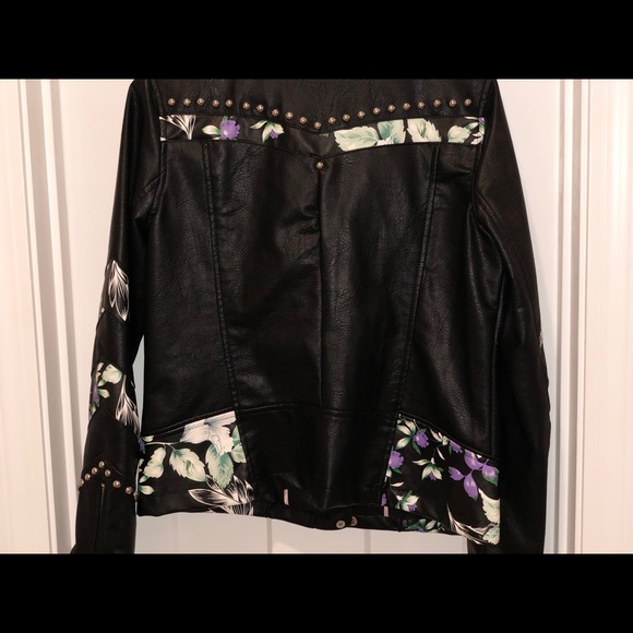 SOLD! Madden Faux Studded Leather Jacket - Picture 5 of 7